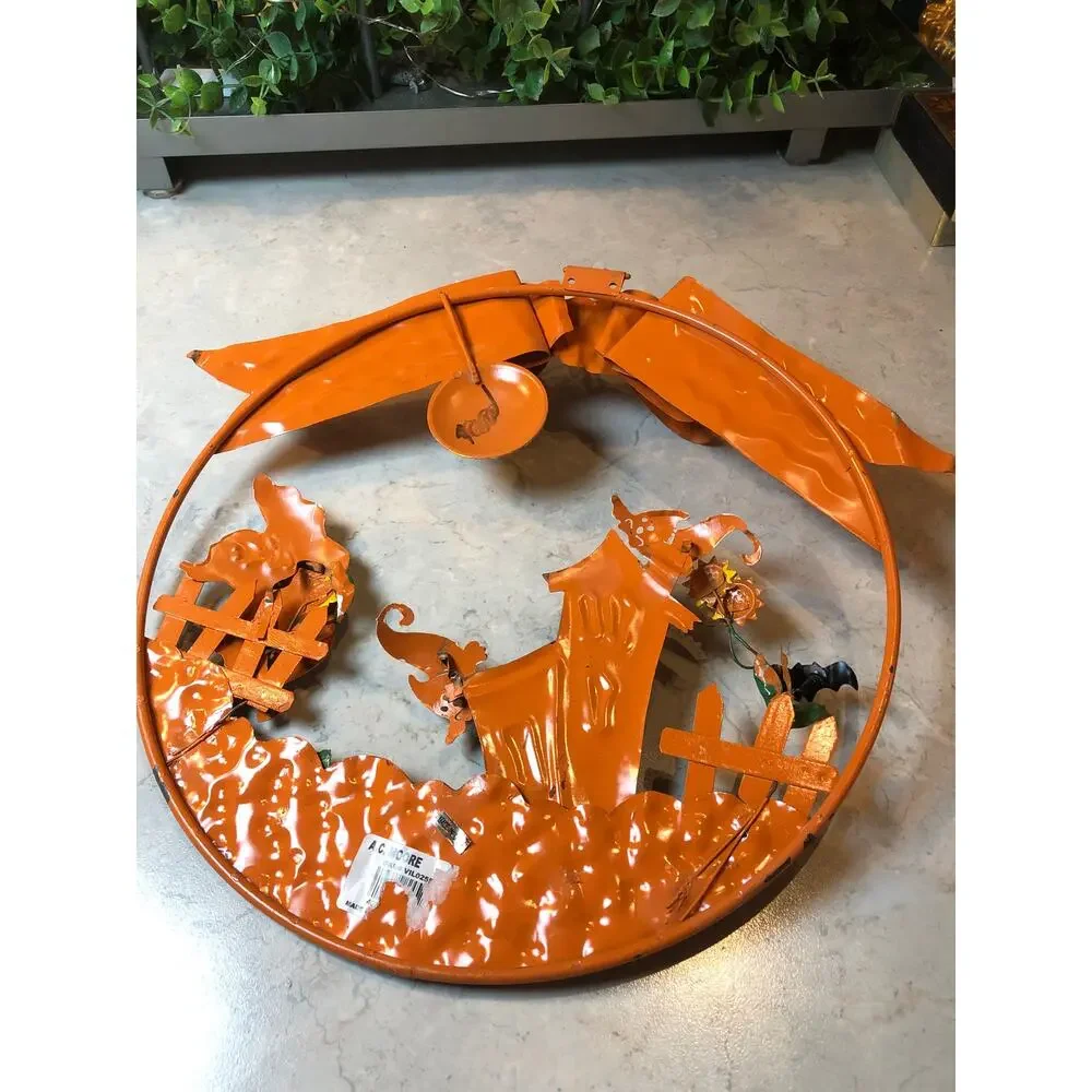 Halloween Wreath Door Hanger Metal Ghosts Pumpkins Hand Painted 11x11”